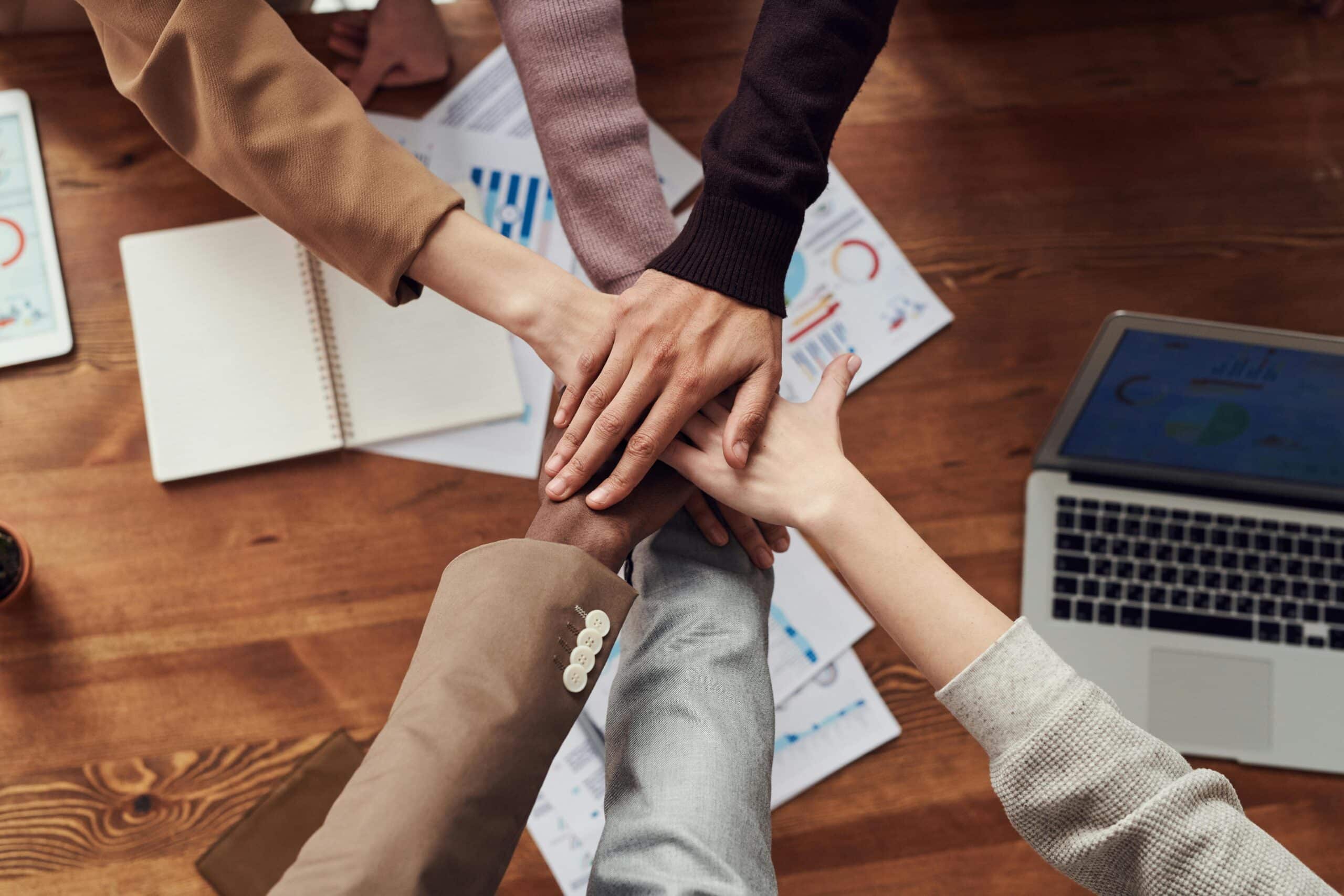 Top three change management tips for rolling out AI insights