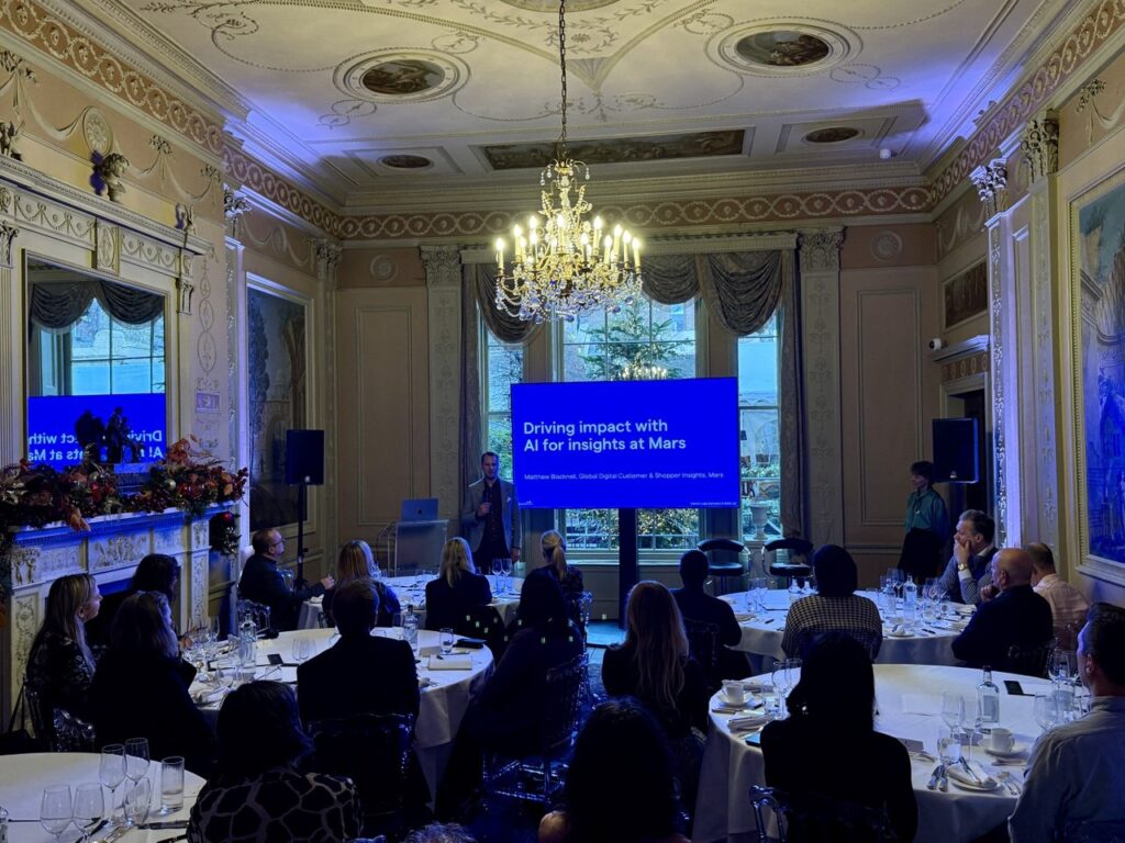 Picture of Market Logic's roundtable in London where guests are attending a presentation on Mars always-on insights culture